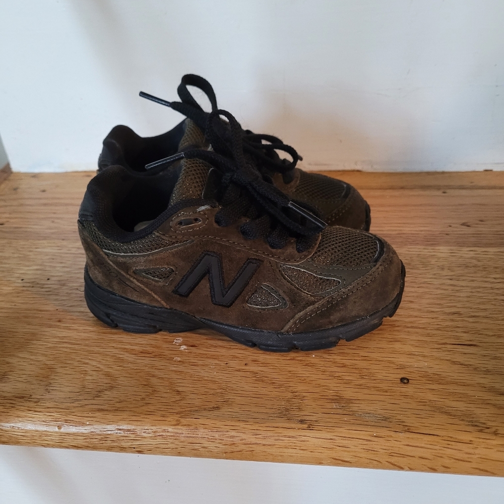 new balance 990v5